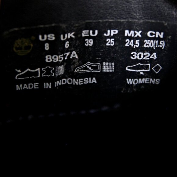 Timberland Earthkeepers Glastenbury Chukka Boots - Picture 12 of 12